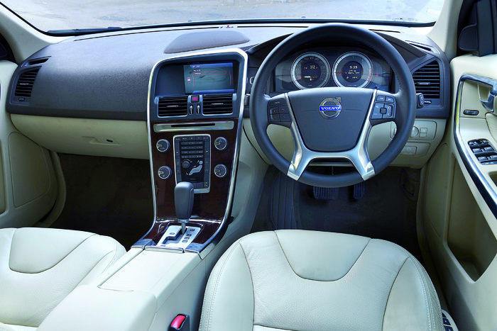 Mercedes ML250 CDI vs BMW X3 vs Volvo XC60 - Image 1